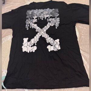 Mens off white tee shirt brand new with tags